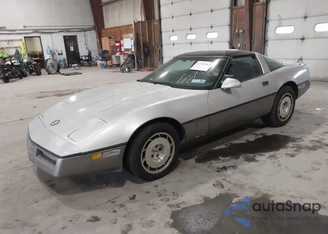 1986 Chevrolet Corvette из США, поврежденный, VIN 1G1YY0781G5118295